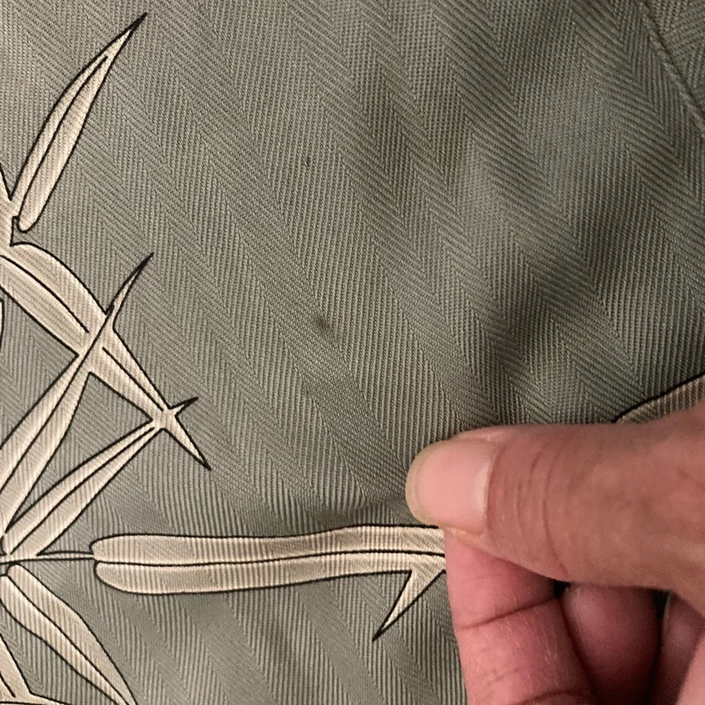 Tommy Bahama Vintage Tropical Print Silk Button-Up Shirt Sz M - Picture 4 of 7